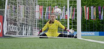 Learning to execute a 1v1 X-block