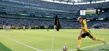 Goalscoring opportunities from set plays