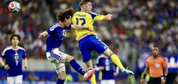 Japan v. Sweden: Adapting attacking strategies