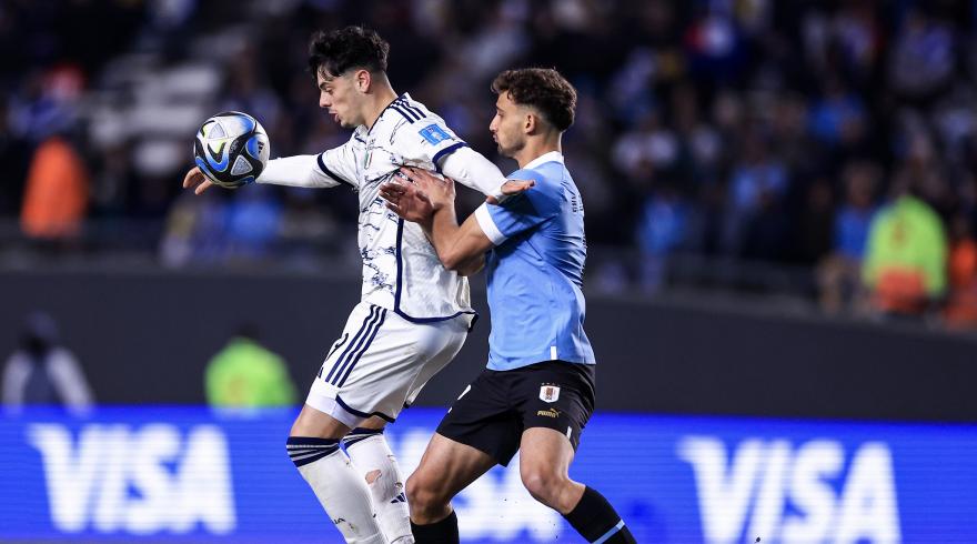 Uruguay 1-0 Italy